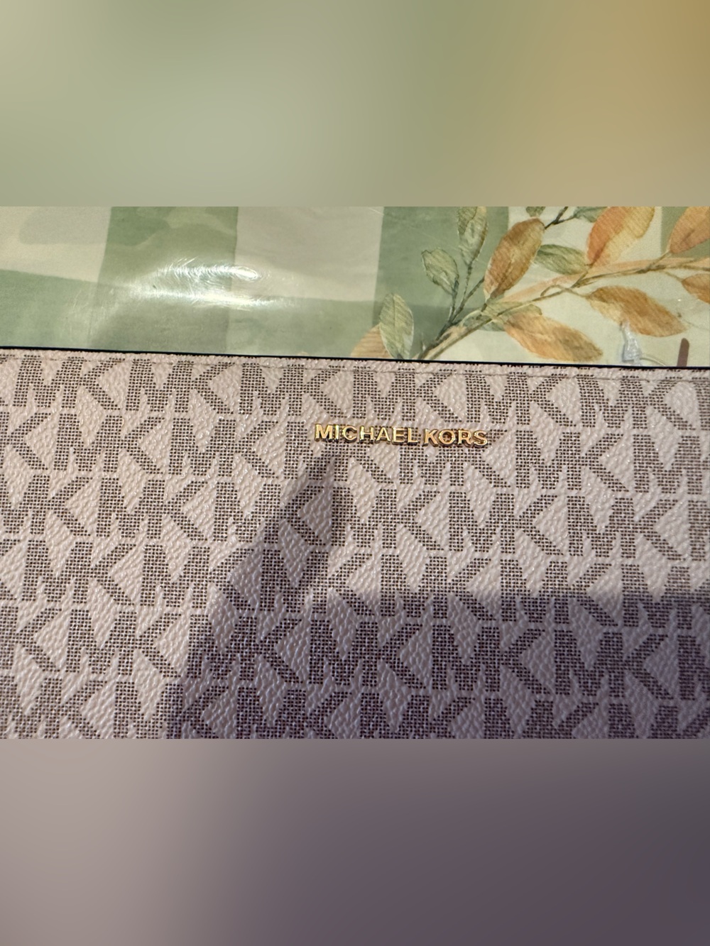 NWT Michael Kors Signature MK Logo Wallet